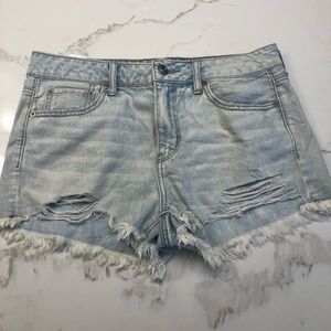 American Eagle ripped jean shorts✨